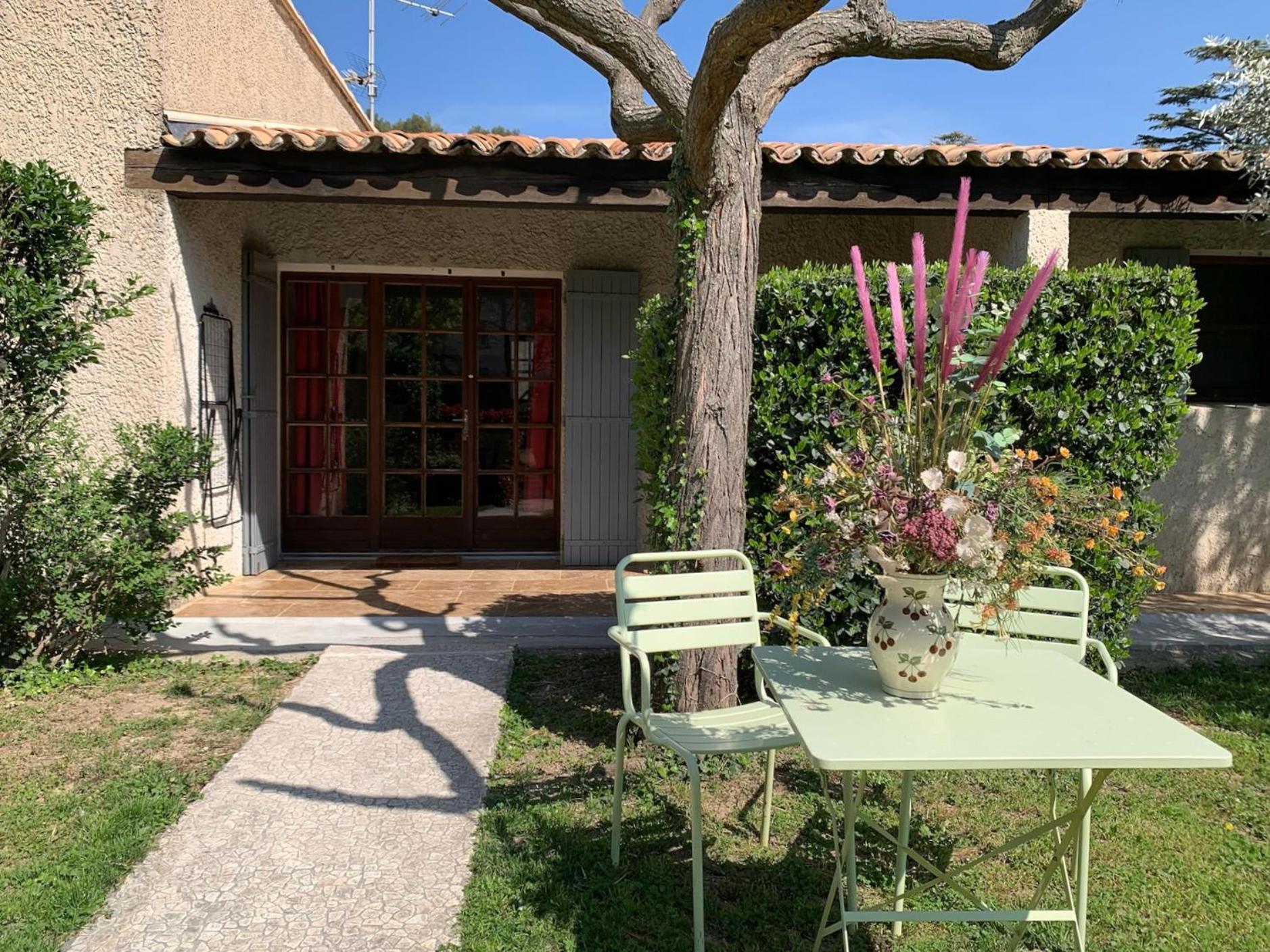 Gite La Loge 142 Route De Carpentras 84210 فيناسك المظهر الخارجي الصورة
