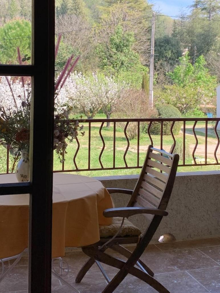 Gite La Loge 142 Route De Carpentras 84210 فيناسك المظهر الخارجي الصورة